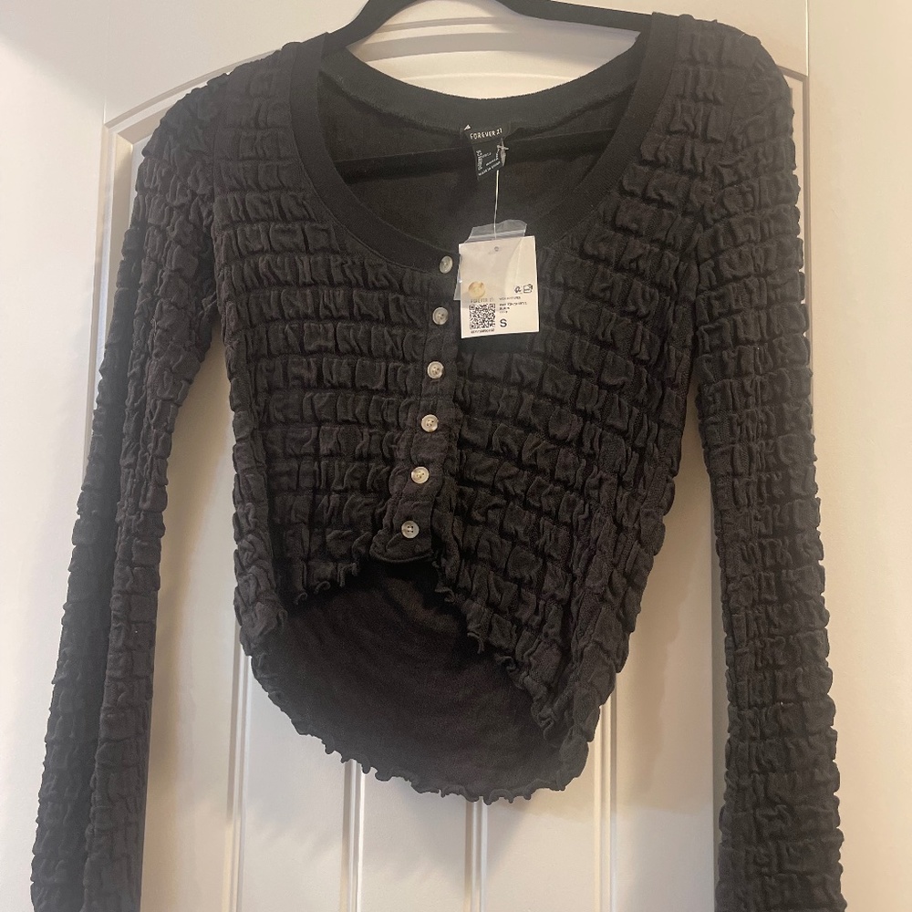 H&M Women's Black Ruffled Long Sleeve Size Small